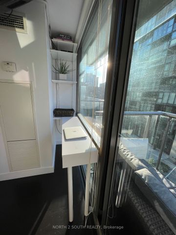 550 Wellington Lofts 55 , #524 - Photo 4