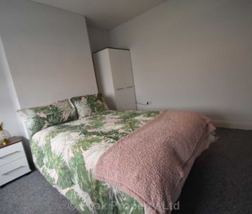 Special Cashback Offer! £100.00 Room 1, North Avenue, Southend On Sea - Photo 3