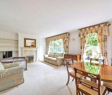 Brooklyn Close, Woking, Surrey, GU22 - Photo 4