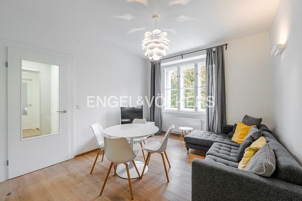 Pronájem bytu 2+kk 55 m² - Fotografie 1