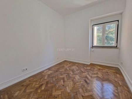 Apartamento T4 - Photo 3