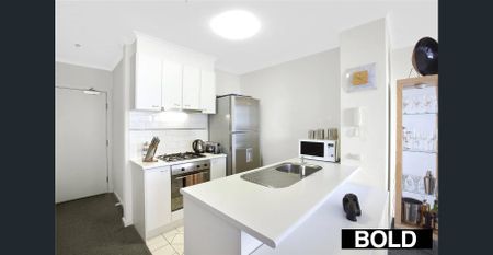 Stylish Apartment Living in Southbank! - Photo 3