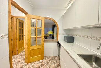 APARTMENT FOR RENT 100 METERS FROM THE BEACH IN TORREVIEJA - ALICANTE PROVINCE