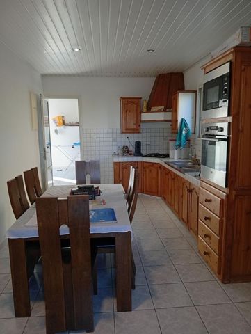 Location Maison 3 pièces 78m² LA RIVIERE 97421 - Photo 3