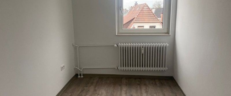 Renovierte 4-Zimmer-Wohnung mit Balkon - Foto 1