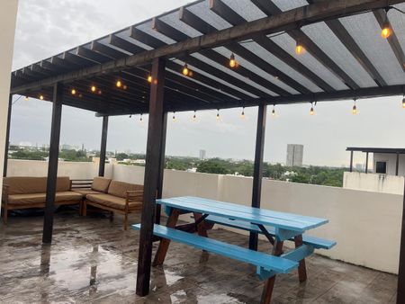 Penthouse de 2 recámaras, amueblado, en Utara. - Photo 5
