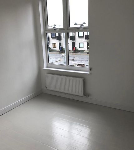 2 Bedroom Terraced To Let - Photo 2