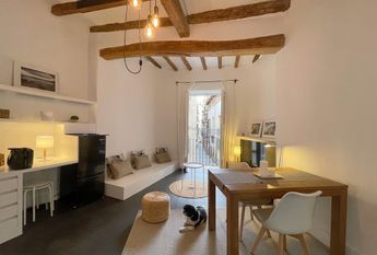 Bonito estudio-apartamento amueblado en zona Santa Clara, casco antiguo de Palma.