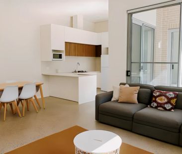 2 bed 2 bath - Photo 5