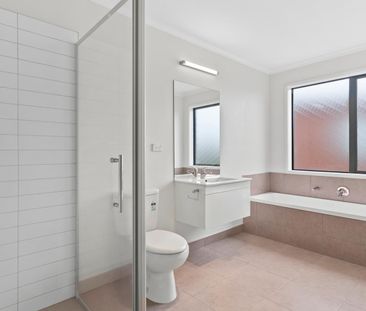 3 Fermi Lane - Photo 1