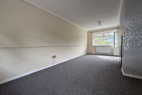 Corfe Close - Photo 1