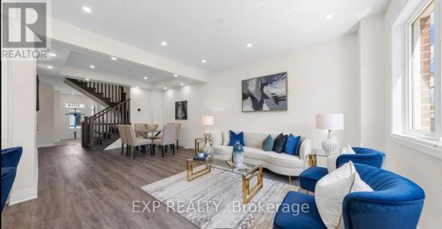 3307 THUNDERBIRD PROMENADE - Photo 1