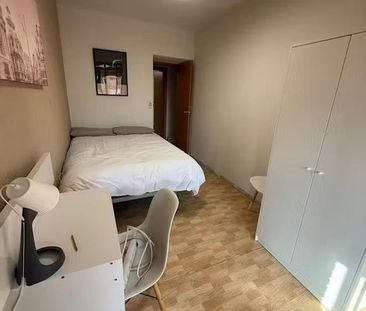 Calle Santanderina, Madrid, Community of Madrid 28053 - Photo 4