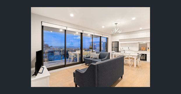 Fully Furnished. Stay 1 mth or more includes all utilities! - Photo 1