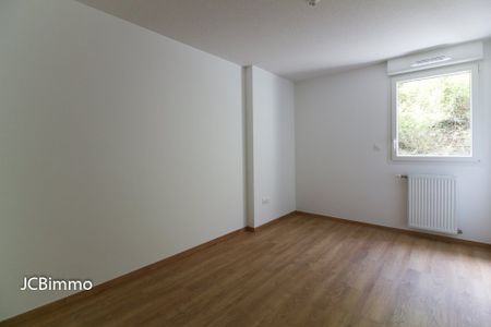 Location Appartement 4 pièces 84m² TOULOUSE 31400 - Photo 2