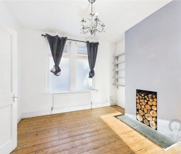2 bedroom terraced house to rent - Photo 3