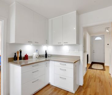 For Lease - 58 VAUGHAN Street, New Edinburgh - Lindenlea, Ontario - Photo 2