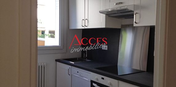 Location Appartement 3 pièces 63m² - Photo 2