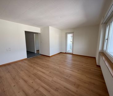 3.5-Zimmerwohnung im 2. OG ruhig und zentral gelegen - Foto 1