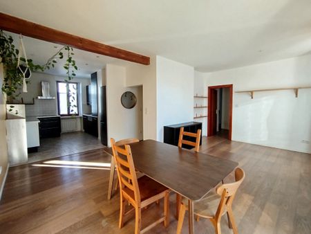 Location Appartement 3 pièces 84m² - Photo 2