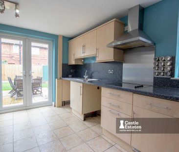 3 bedroom semi-detached house to rent - Photo 6