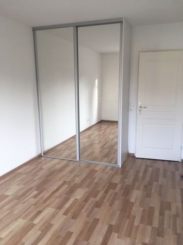 Location Appartement 3 Pièces 65 m² - Photo 4