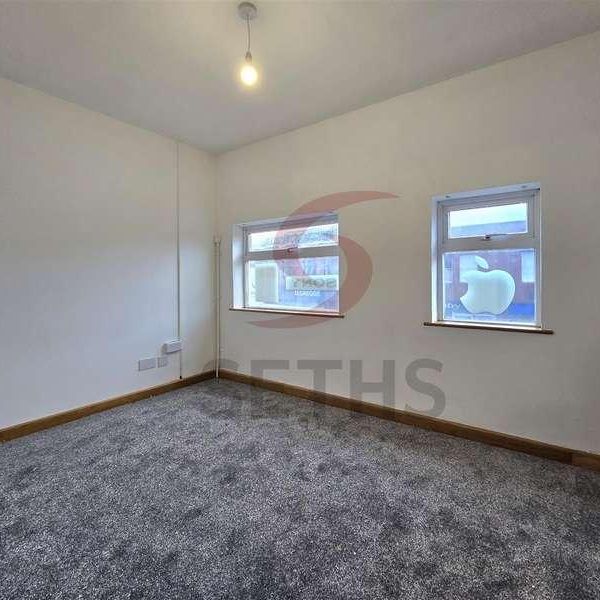 Leicester Road, Wigston, Leicester, LE18 - Photo 1