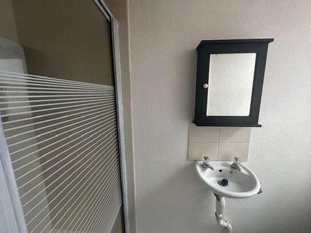 St. Andrews Road South, Lytham St. Annes, FY8 - Photo 4