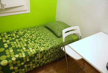 Avinguda de la Riera de Cassoles, Barcelona, Catalonia 08012