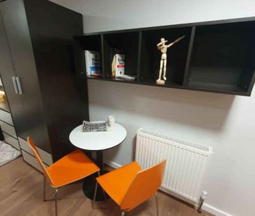 Premier Plus Studio - Photo 6