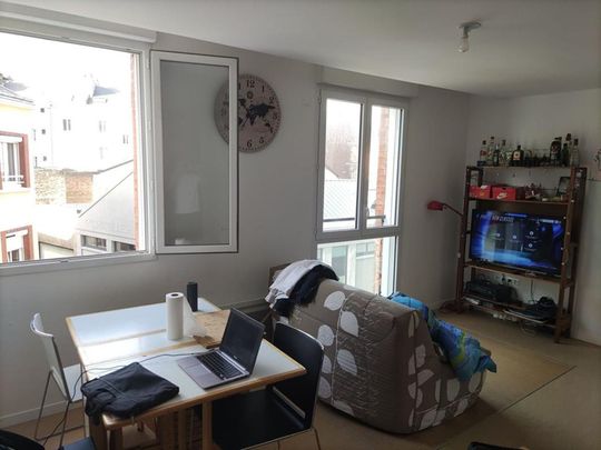 Location Appartement 1 pièce 44m² LE HAVRE 76600 - Photo 1