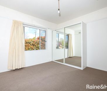 RENOVATED TWO-BEDROOM UNIT CLOSE TO TOWN- Available Now!!! - Photo 3