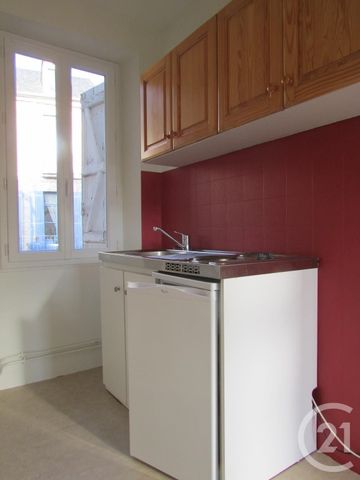 Location Appartement 2 pièces 28m² SOUILLAC 46200 - Photo 4