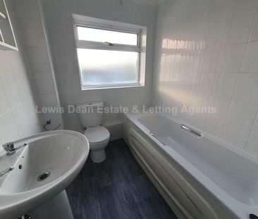 Freshwater Drive, Poole, Dorset, BH15 - Photo 1