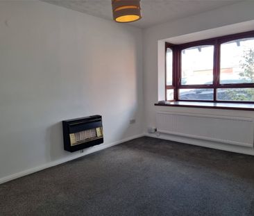 Crest View, Nottingham, Nottinghamshire, NG5 - Photo 3