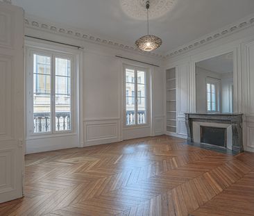 Location Appartement 4 pièces 127m² ROUEN 76000 - Photo 3