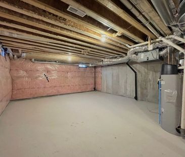 For Lease - 65 Kirkwood Way, Barrie, Ontario - Photo 3