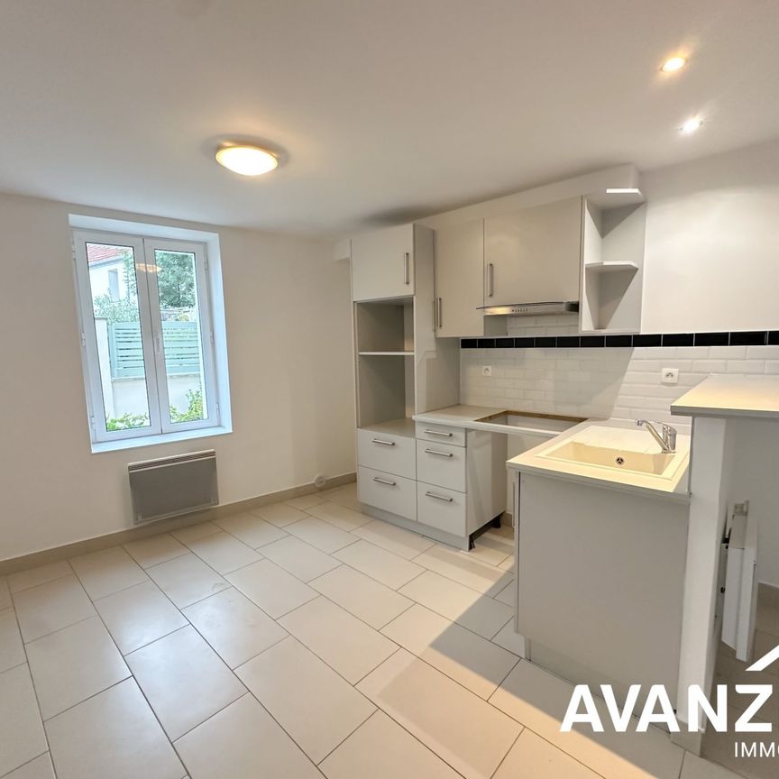 Maison mitoyenne 2 côtés Villiers-sur-Morin - Photo 1