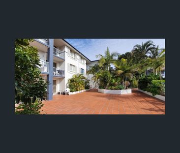 13/3 Barranbali Street, Chevron Island, Qld 4217 - Photo 3