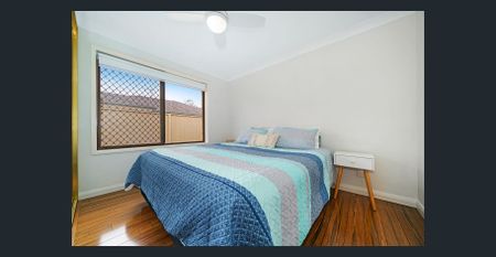 Small Complex - Photo 2