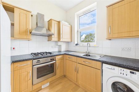 1 bedroom flat to rent - Photo 5