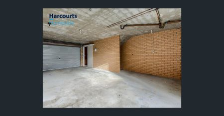 Spacious Townhouse Style Living on North East Corner - Photo 3