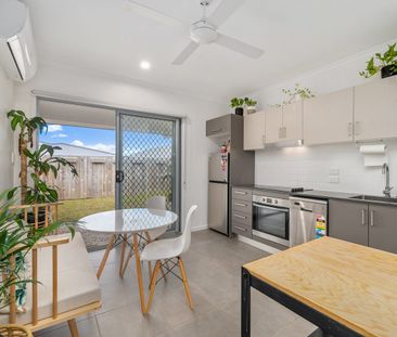 STYLISH DUPLEX IN ALKINA ESTATE - Photo 4