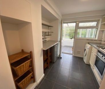 2 bed apartment to rent in Mincinglake Road, EX4 - Photo 4
