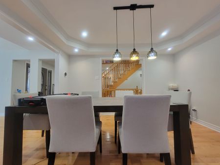 For Lease - 98 Brookeview Drive, Aurora, Ontario - Photo 2