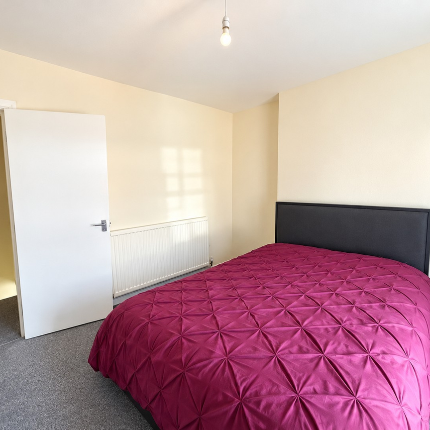 Marlow Avenue - Photo 1