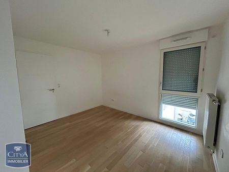 Location Appartement 2 pièces 43m² RUEIL MALMAISON 92500 - Photo 2