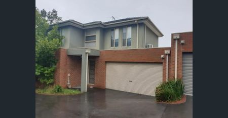 Modern, large unit & close to Knox City Shopping Centre! - Photo 4