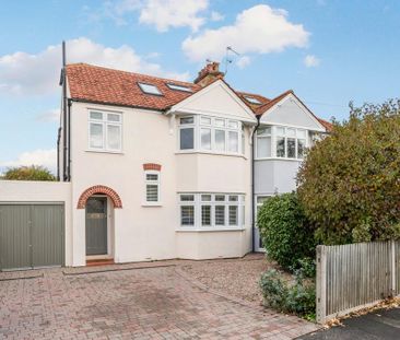 4 bedroom semi-detached house to rent - Photo 3