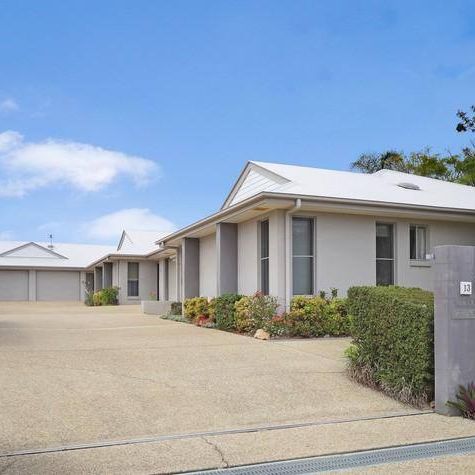 Contemporary Living in the Heart of Cooroy - Photo 1